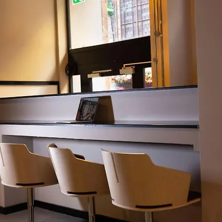 Rezz Temple Bar, 3* Dublin