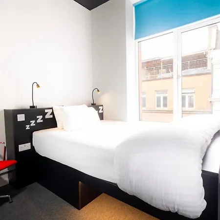 Rezz Temple Bar, 3* Dublin