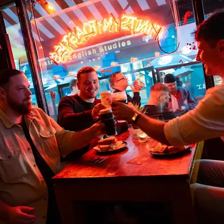 Rezz Temple Bar, 3* Dublin