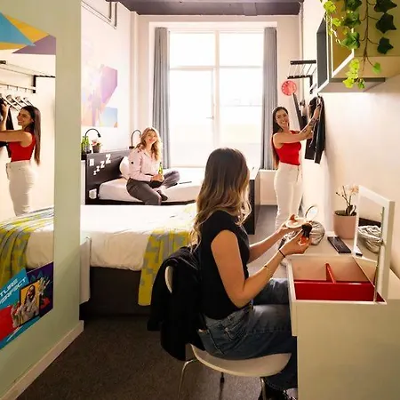 ホテル Rezz Temple Bar,