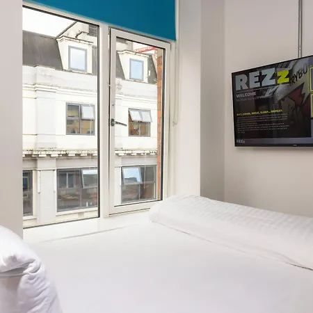 Rezz Temple Bar, Hotel Dublin