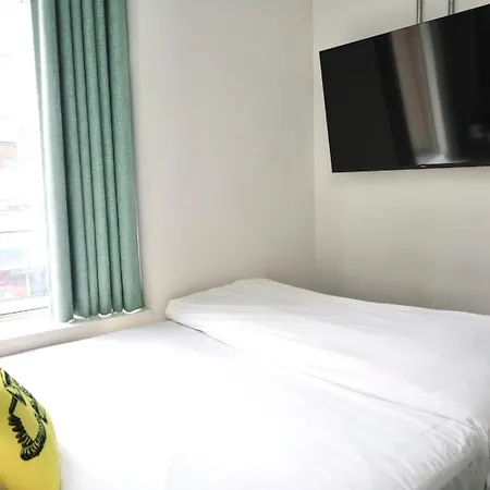 Garner Temple Bar Hotel