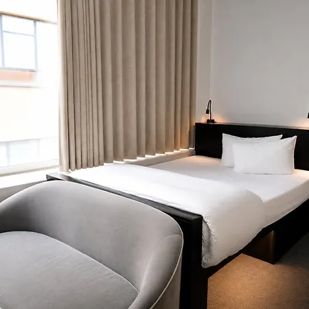 Garner Temple Bar By Ihg