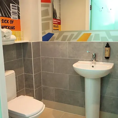 Garner Temple Bar By Ihg 3* Dublin