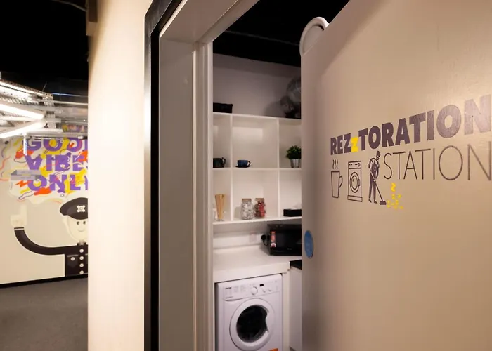 Rezz Temple Bar, Otel 3*