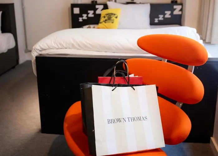 Rezz Temple Bar, Отель 3*