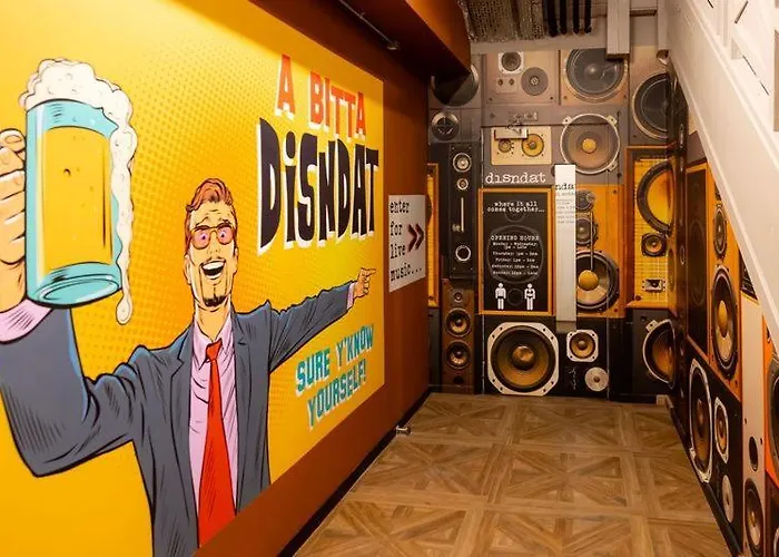 Rezz Temple Bar, Отель 3*