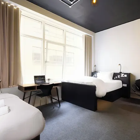 מלון Rezz Temple Bar, 3*